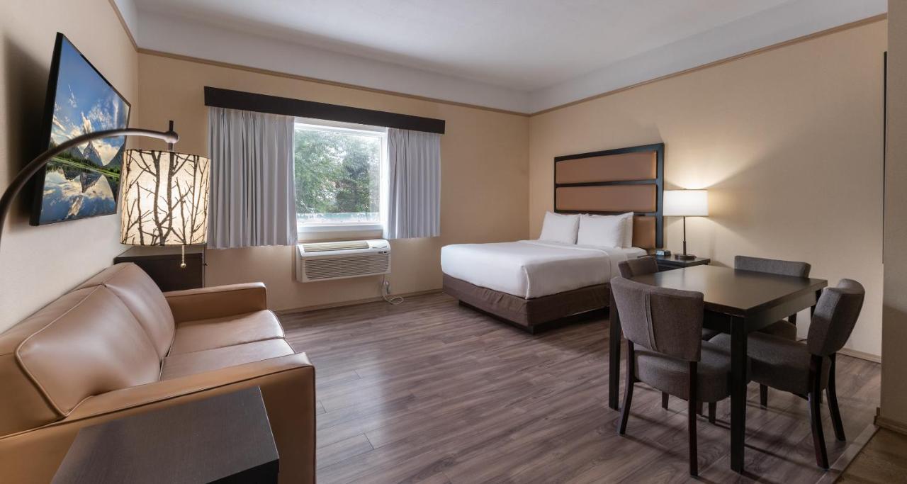 Prestige Inn Golden Dış mekan fotoğraf