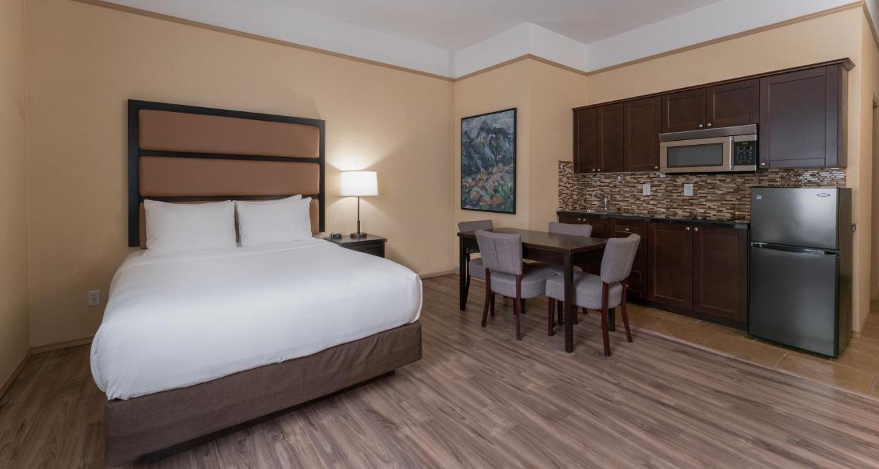 Prestige Inn Golden Dış mekan fotoğraf
