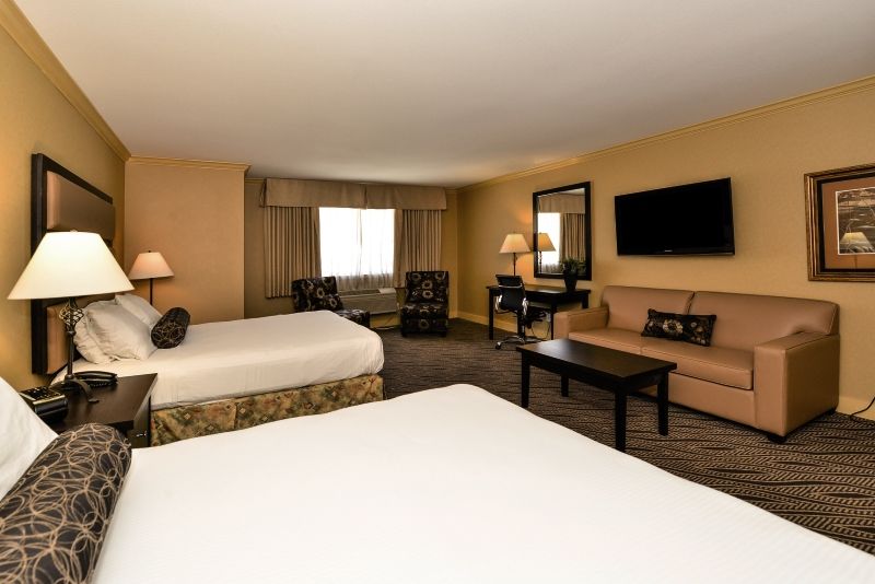 Prestige Inn Golden Dış mekan fotoğraf